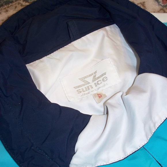 Vintage Sun Ice windbreaker - Picture 3 of 3